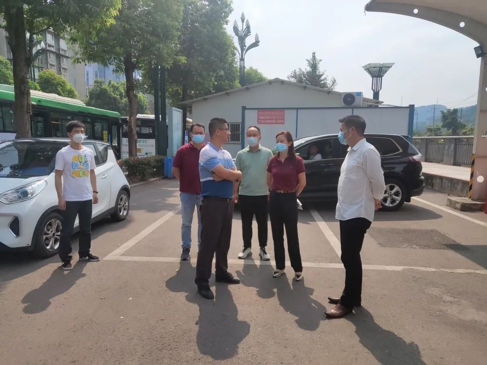 【保平安】市公服集團公交公司開展安全生產(chǎn)督導檢查 為市民“國慶節(jié)”出行護航